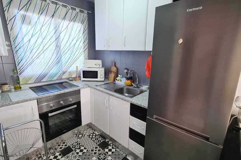 לה קאלה דה מיחאס Cala Beach House Duplex Vistas Mar Piscina Parking מראה חיצוני תמונה