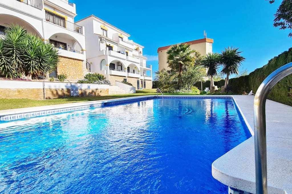 לה קאלה דה מיחאס Cala Beach House Duplex Vistas Mar Piscina Parking מראה חיצוני תמונה